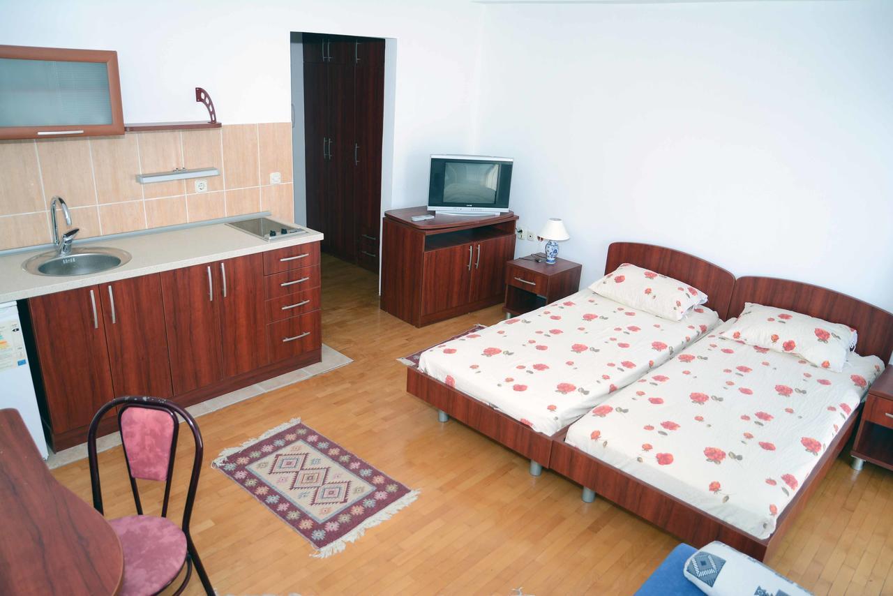 Vila Delfin Ohrid Exterior foto
